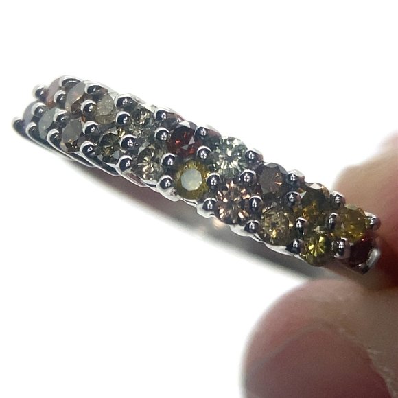 Fancy Colored Diamonds .65ct Solid 14K White Gold Ring - Picture 1 of 7